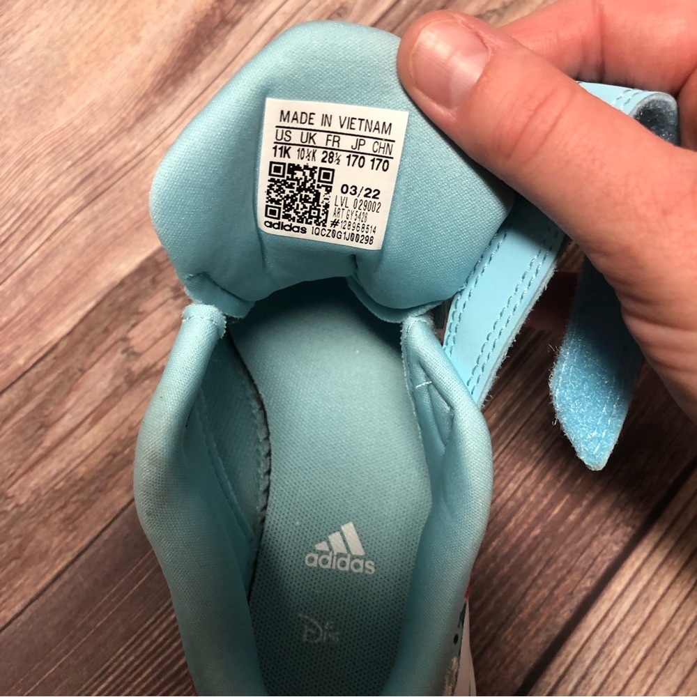 Adidas X Disney Snow White Fortarun Sneakers Size 11 Kids - Picture 8 of 9